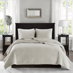 3 Piece Velvet Quilt Set perspective
