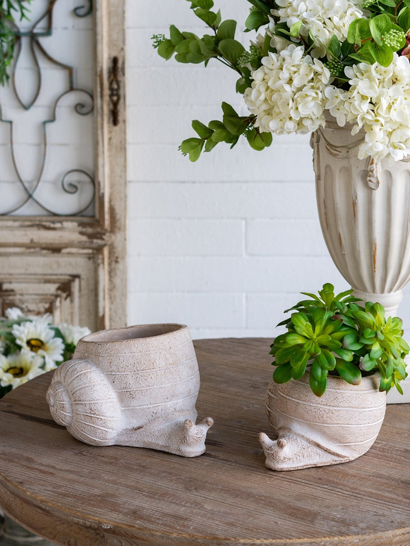 8.3x7x4.7' Decorative Sand and Cement Snail Planter with Textured Beige Finish