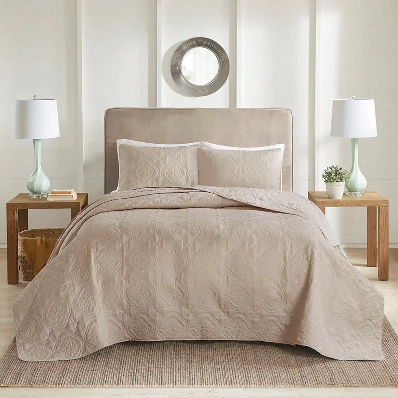 3 Piece Reversible Bedspread Set