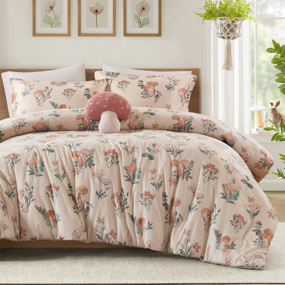 4- Piece Full/Queen Mushroom Garden Comforter Set Media 6
