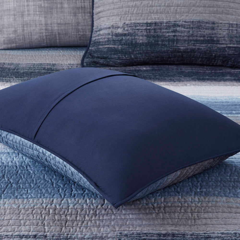 8-Piece Cal King 8 Piece Quilt Set with Cotton Bed Sheets,Navy Media 14