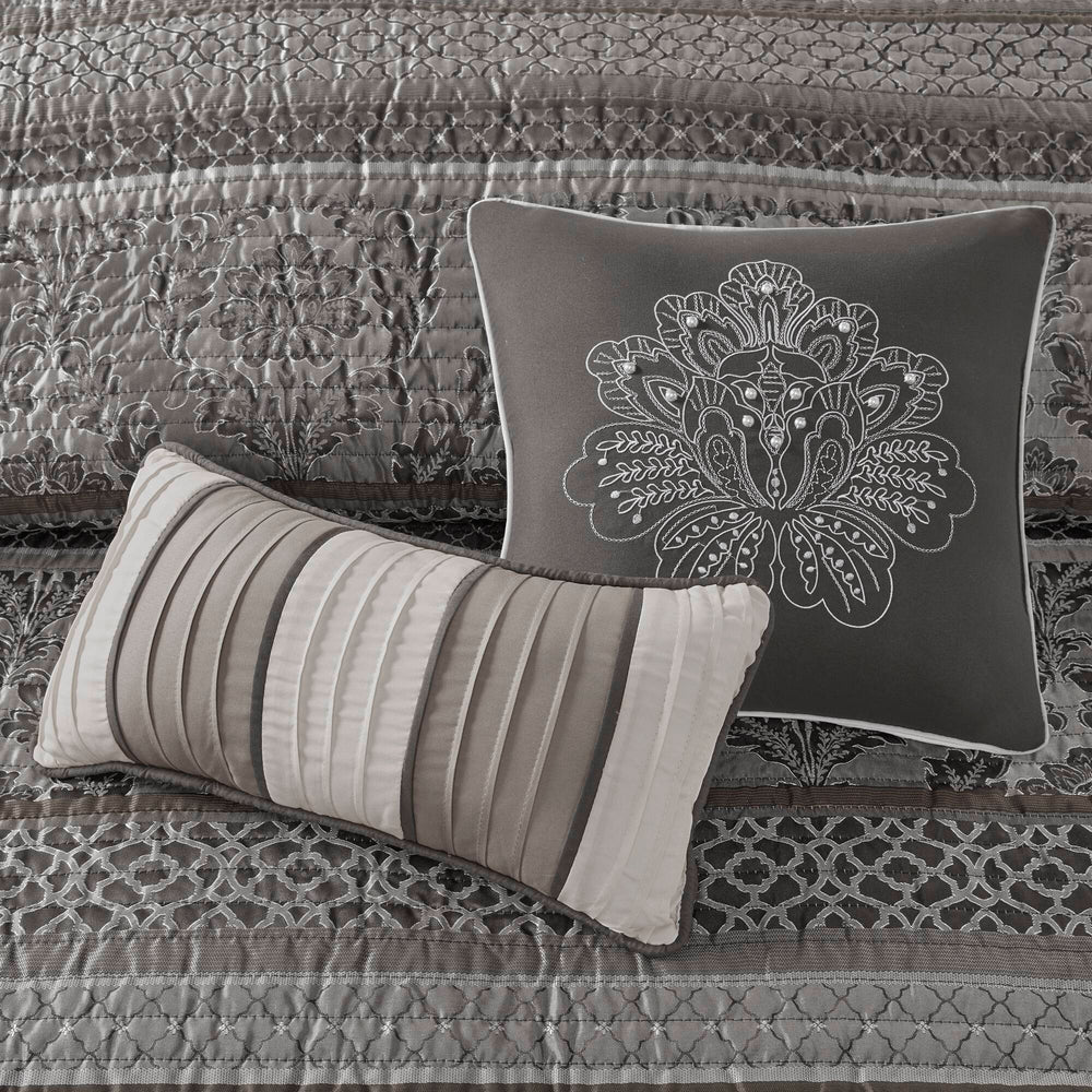 6-Piece Full/Queen 6 Piece Jacquard Quilt Set with Throw Pillows,Grey Media 4