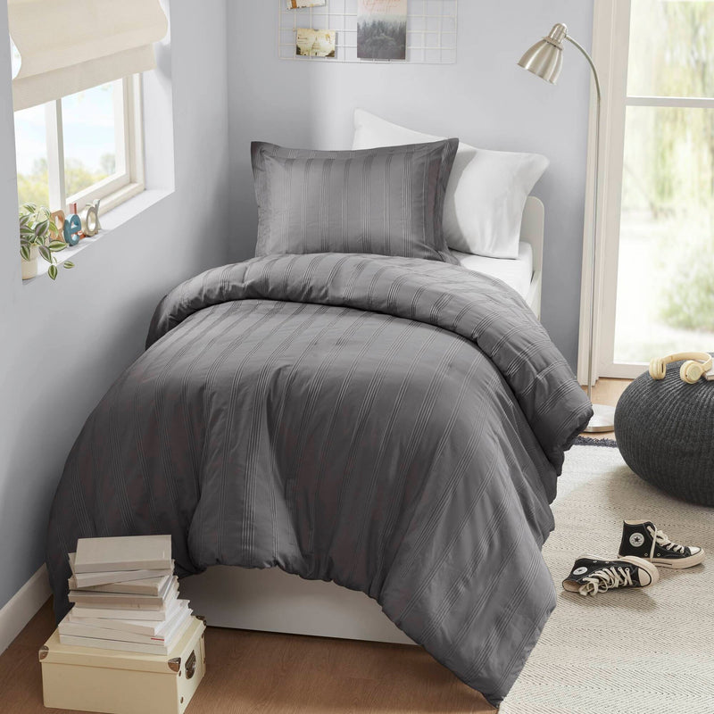 2-Piece Twin/Twin XL Woven Striped Duvet Set