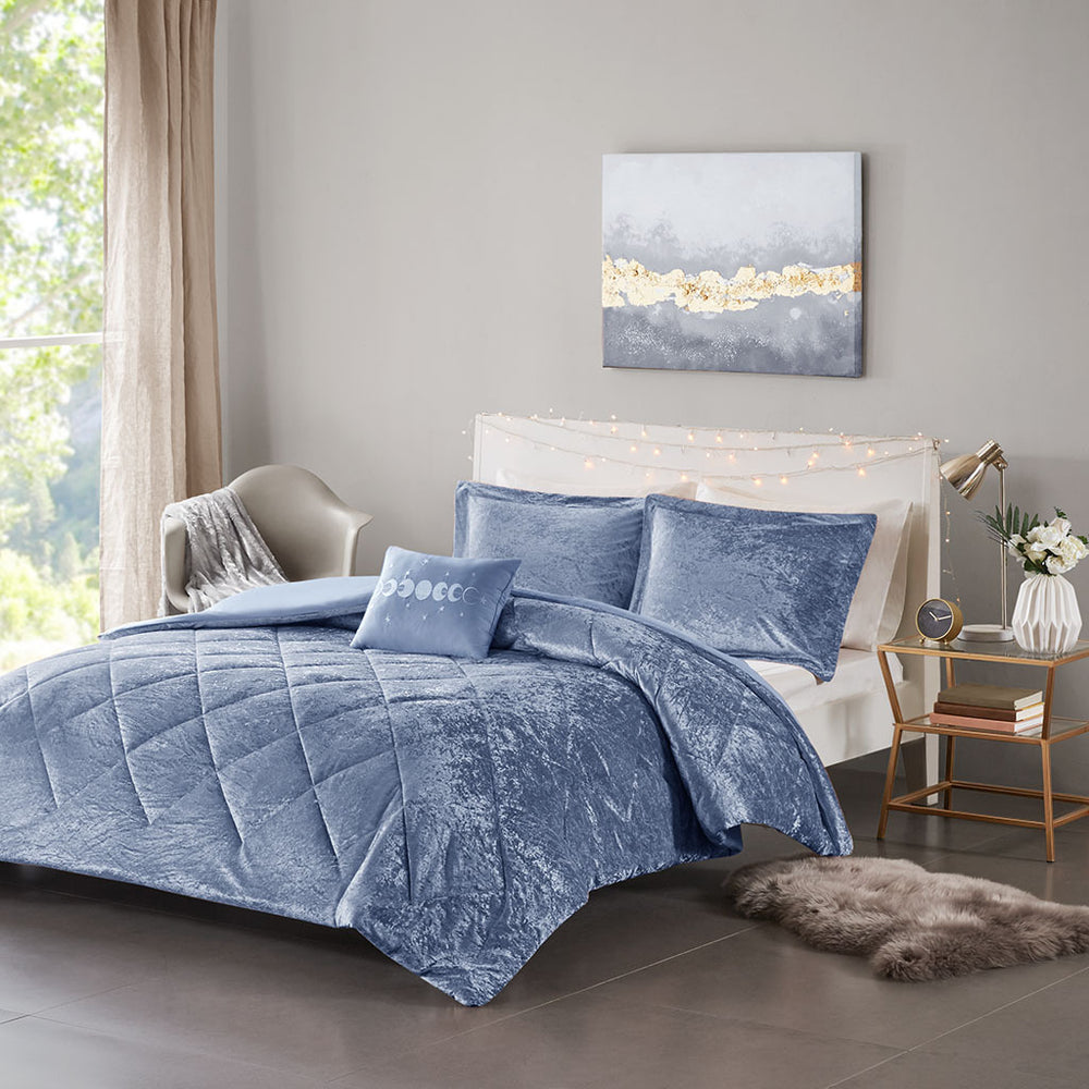 Twin/Twin XL Velvet Duvet Cover Set with Throw Pillow Media 1