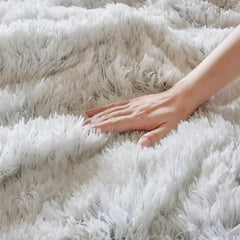 Shaggy Faux Fur Comforter Mini Set perspective