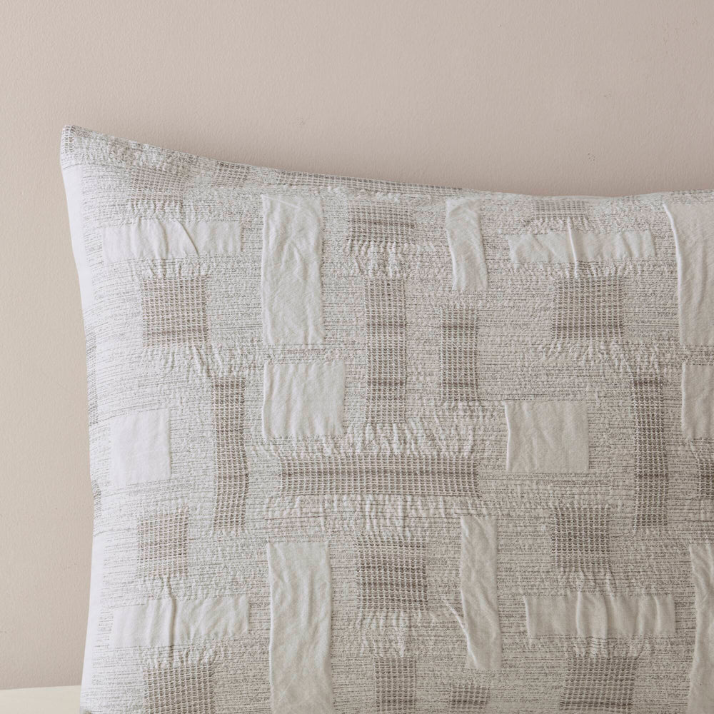 3 Piece Cotton Jacquard Comforter Set-Full/Queen Media 10