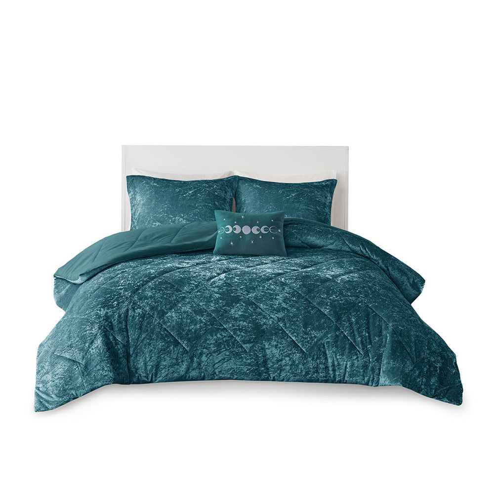 Twin/Twin XL Velvet Comforter Set with Throw Pillow Media 13