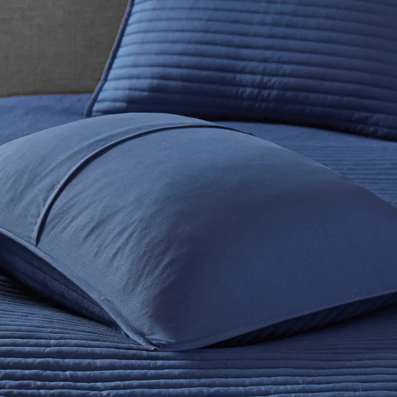 8 Piece Printed Seersucker Comforter and Quilt Set Collection