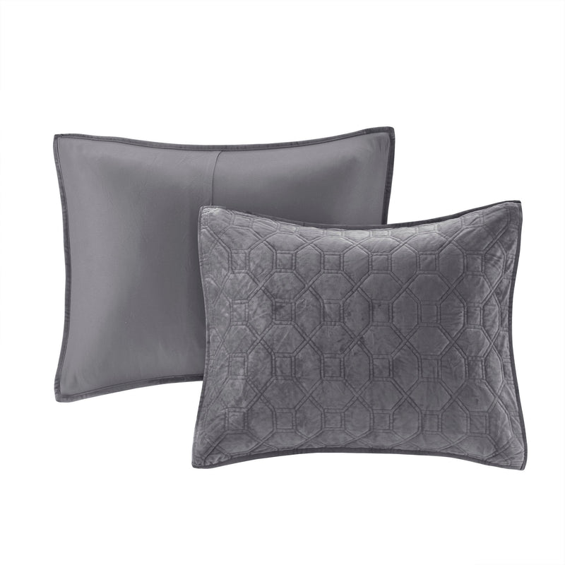3 Piece Velvet Quilt Set