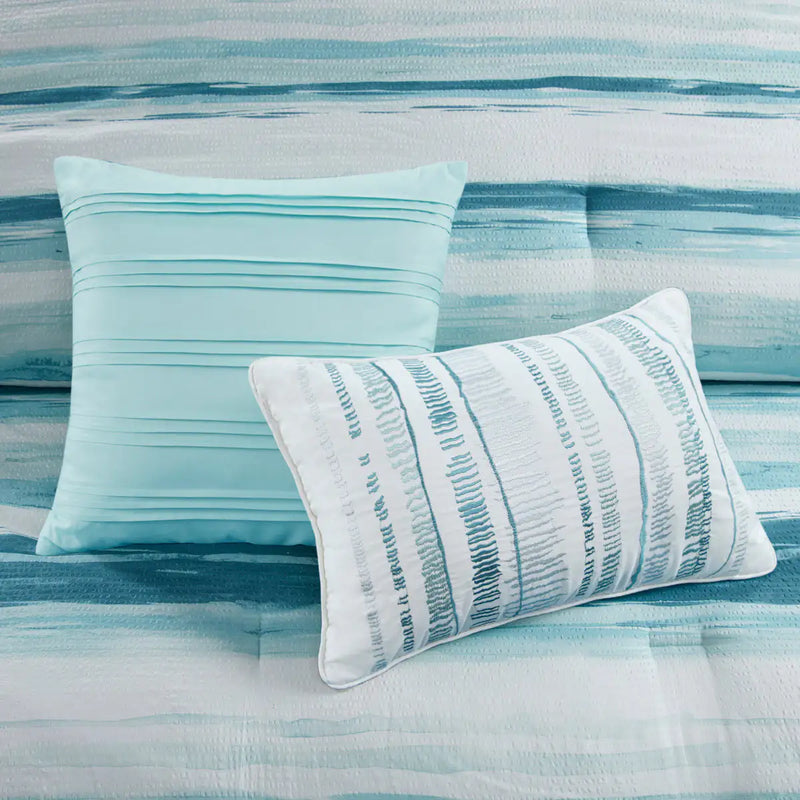 8 Piece Printed Seersucker Comforter and Quilt Set Collection