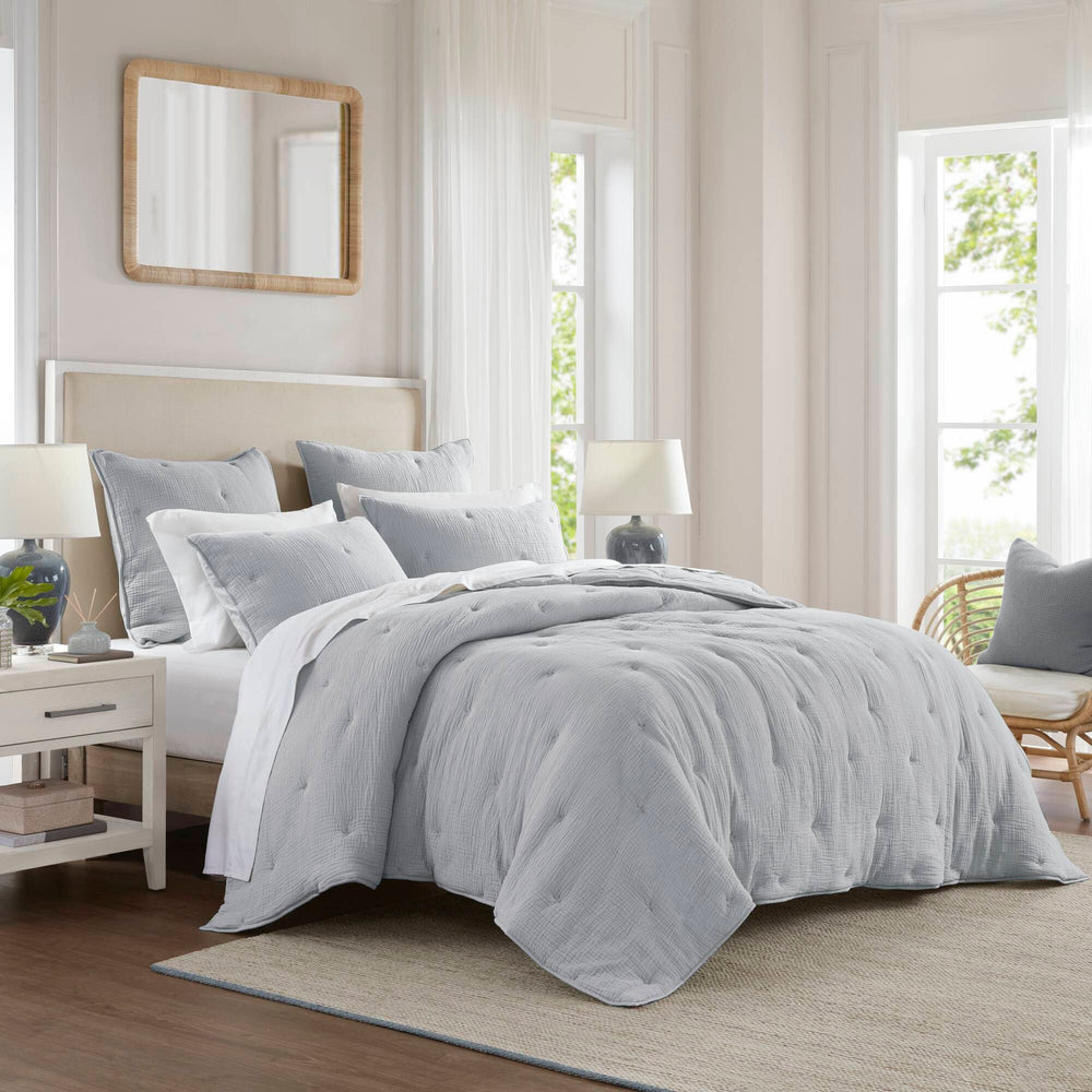 3-Piece King Cotton  Embroidered Quilt Set,Blue Media 24