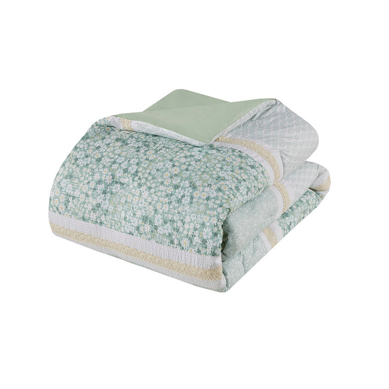 King/Cal King 5 Piece Seersucker Comforter Set with Throw Pillows