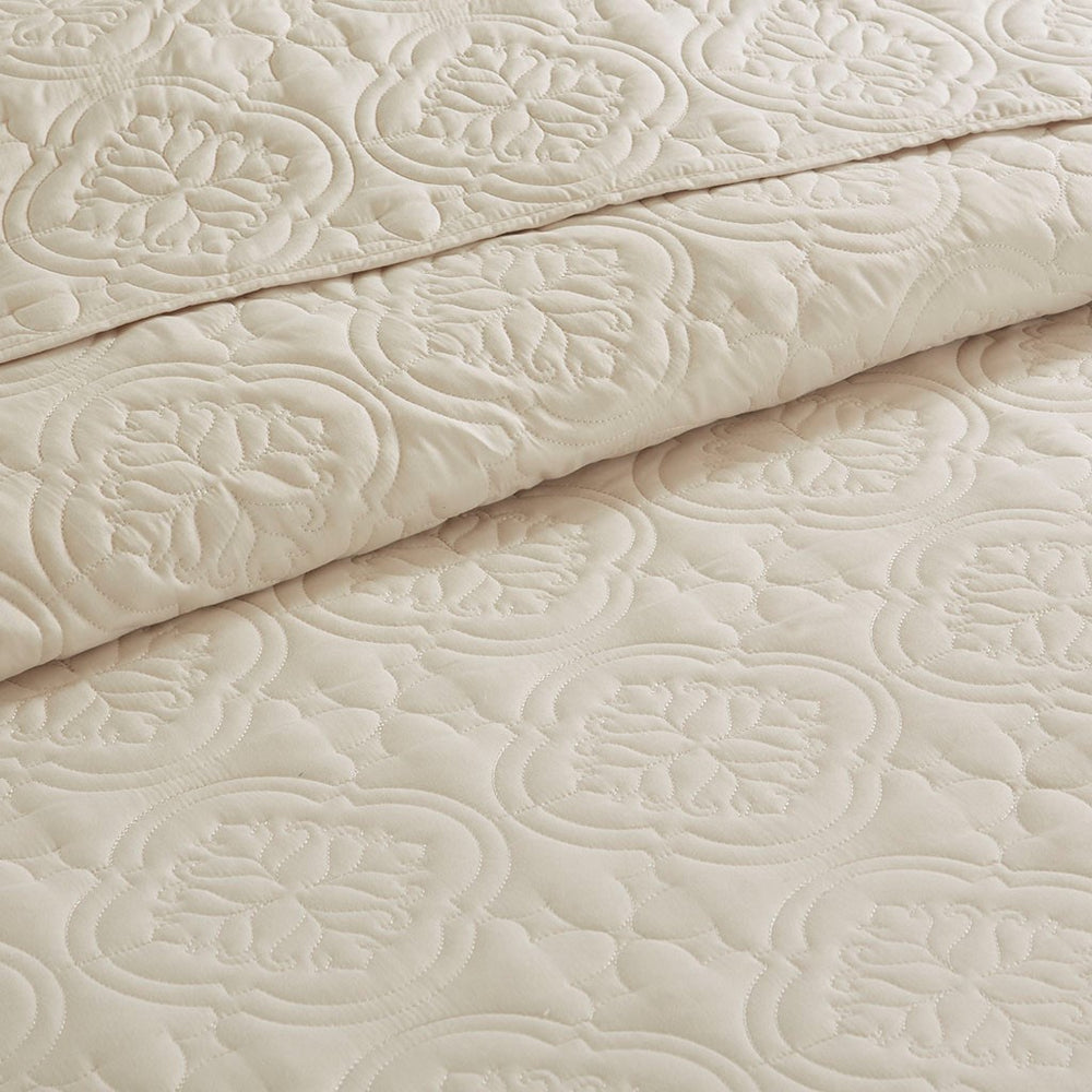 3 Piece Reversible Bedspread Set Cream Full/Queen Media 3