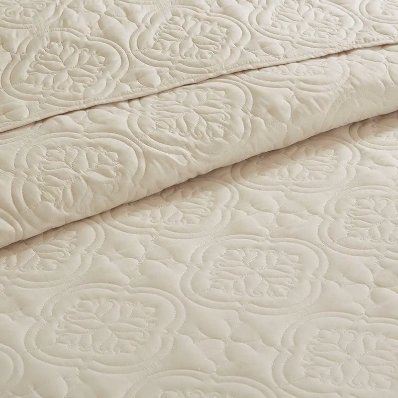 3 Piece Reversible Bedspread Set