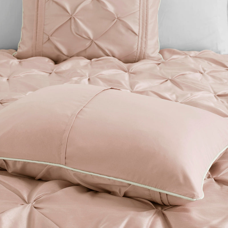 7-Piece 100% Polyester Pieced Pleated Tufted Comforter Set