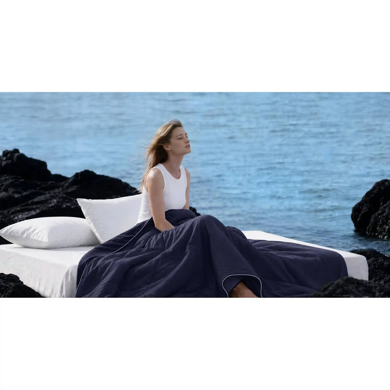 1 Piece Down Alternative Comforter
