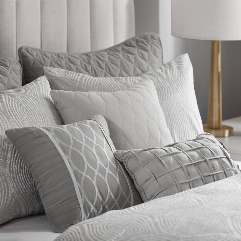 10- Piece Jacquard Comforter Set