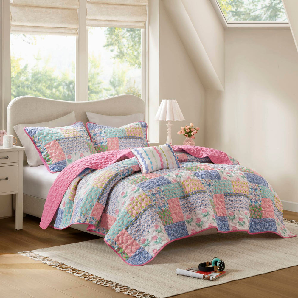 4-Piece Full/Queen 4pcs Quilt Set,Pink Media 1