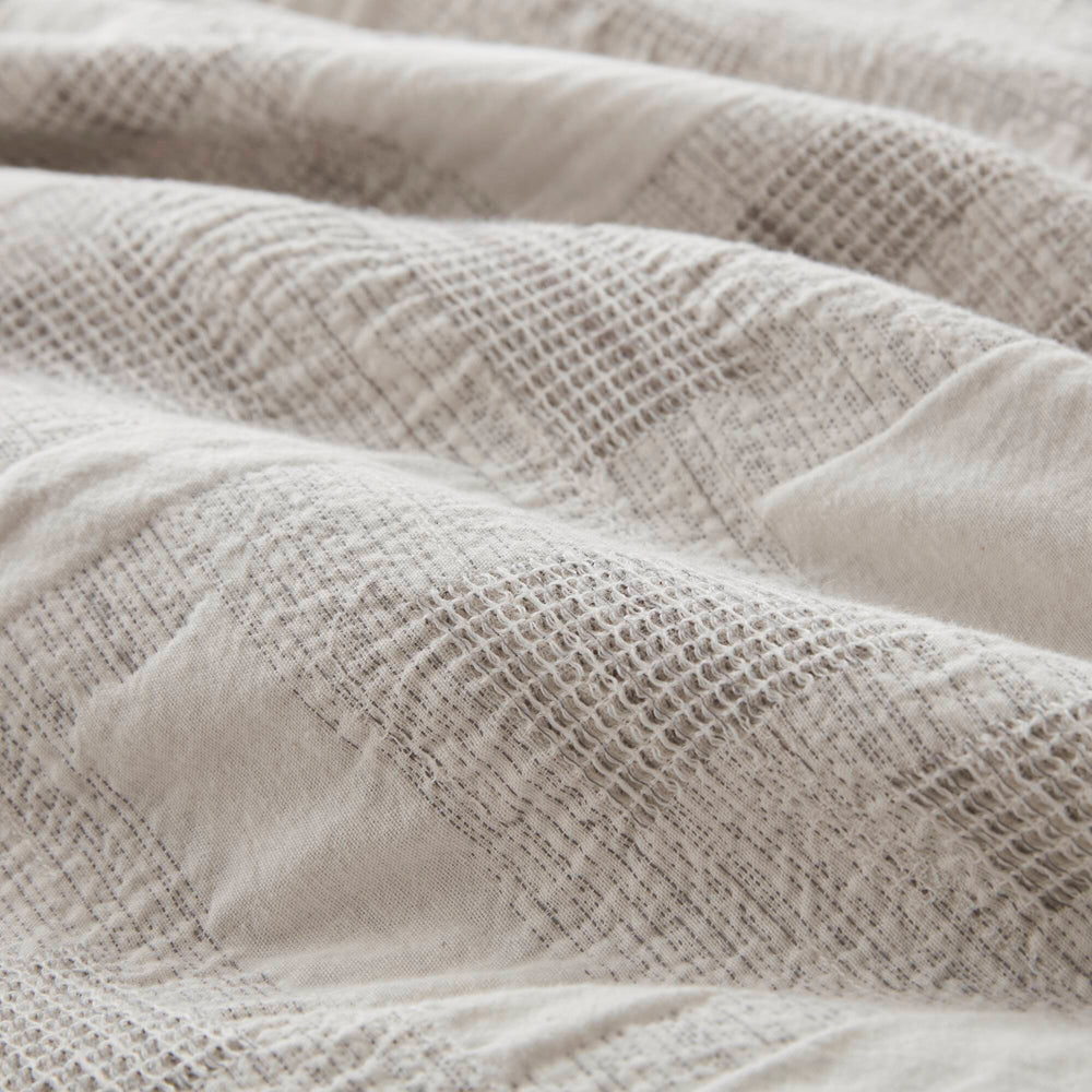 3 Piece Cotton Jacquard Comforter Set-Full/Queen Media 2