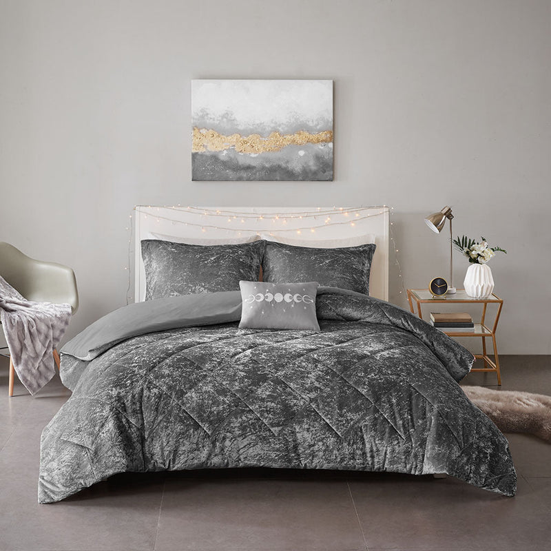 Full/Queen Velvet Duvet Cover Set with Throw Pillow