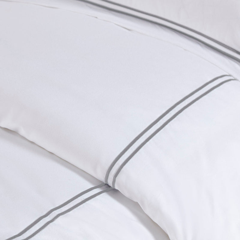 Full/Queen 100% Cotton Sateen Embroidered Comforter Set