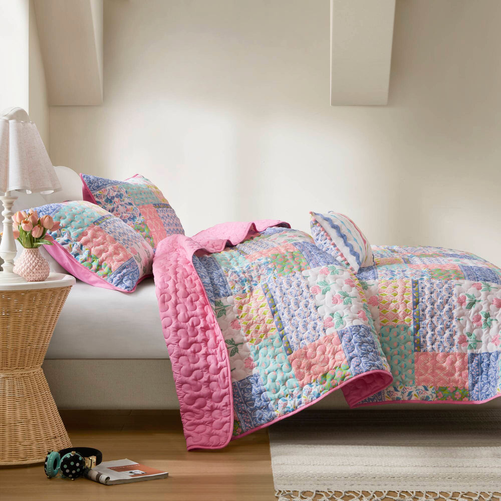 4-Piece Full/Queen 4pcs Quilt Set,Pink Media 17