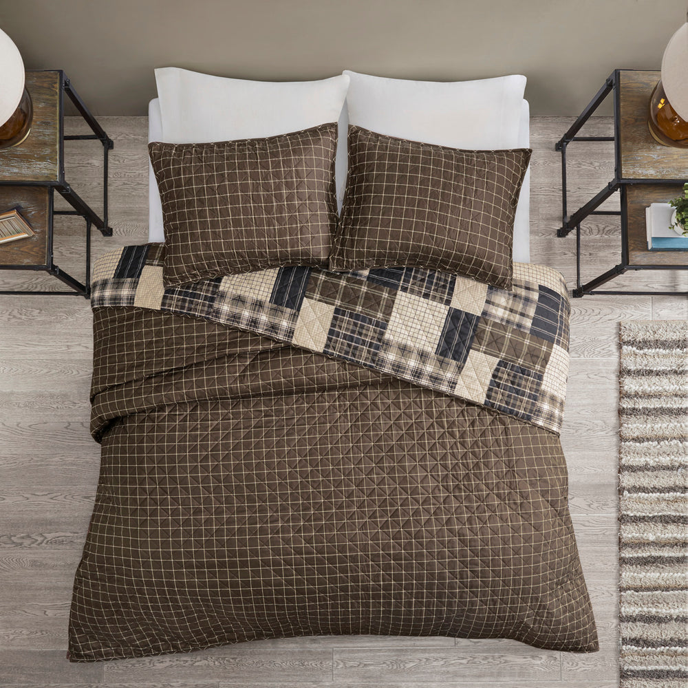 3 Piece Reversible Printed Quilt Set Black/Brown Full/Queen Media 2