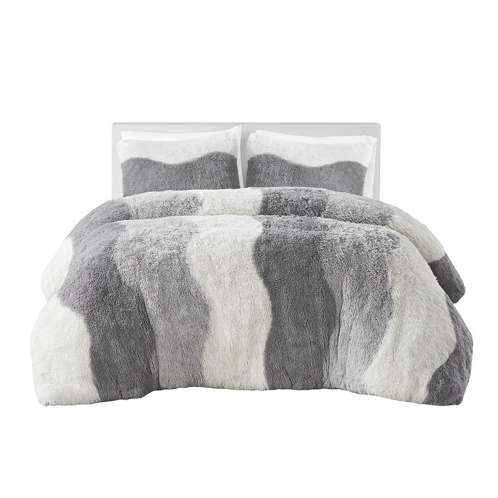 Twin/Twin XL Ombre Shaggy Faux Fur Comforter Set Media 7