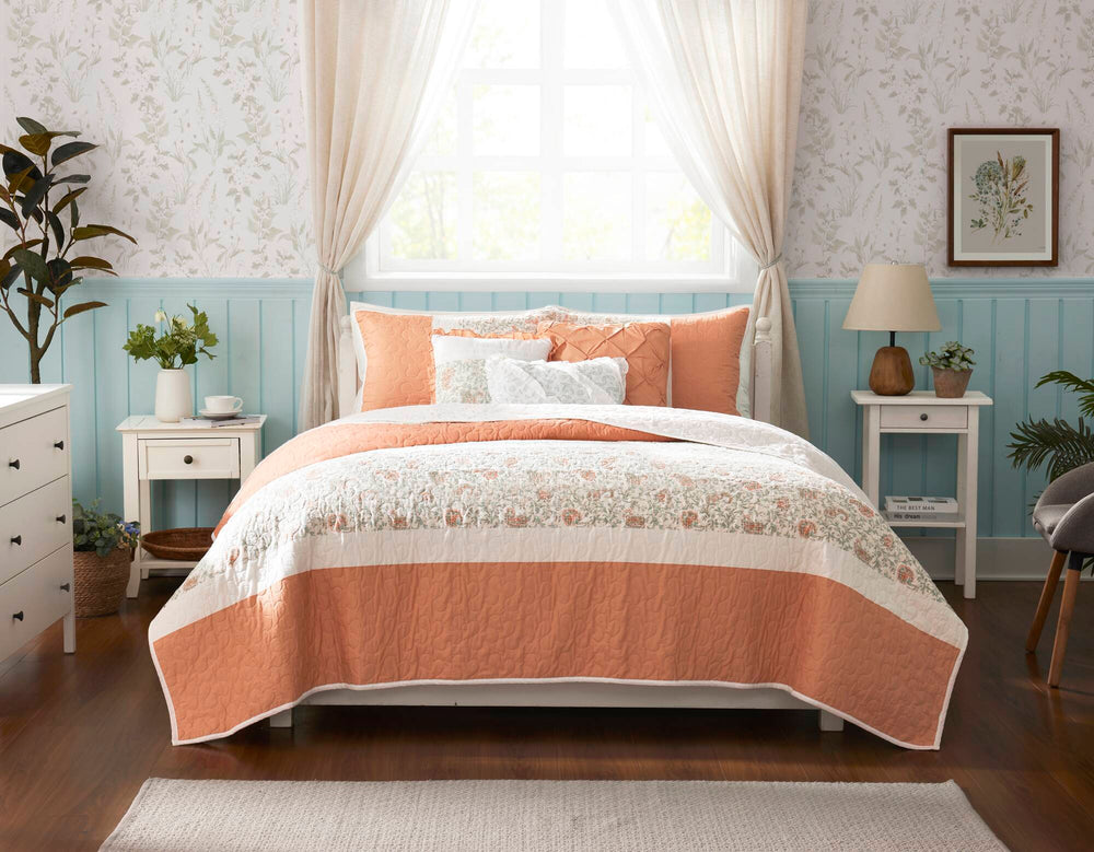 6 Piece Cotton Percale Quilt Set with Throw Pillows Coral King/Cal King Media 9