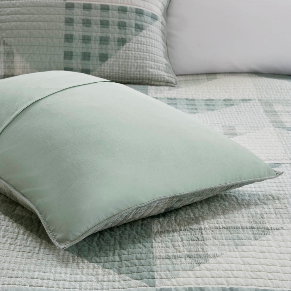 3- Piece King/Cal King Coverlet Mini Set Media 10