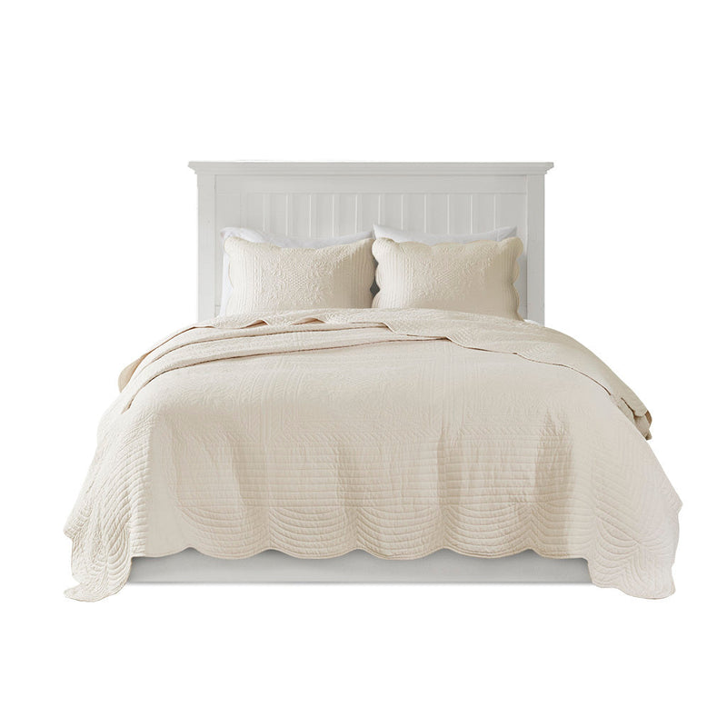 3 Piece Reversible Scalloped Edge Quilt Set Cream Full/Queen