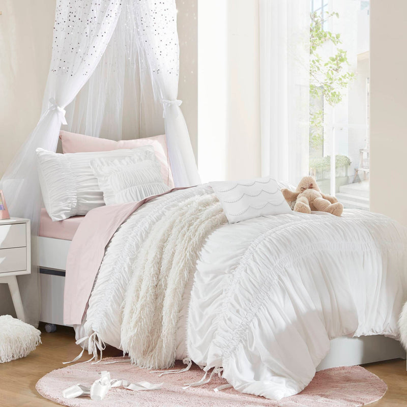 4 Pieces Twin/Twin XL Comforter Set,White
